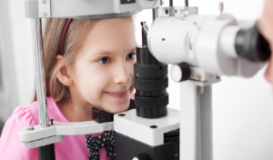 It Benefits to Opt For Walk-in Eye Exams For Older Adults